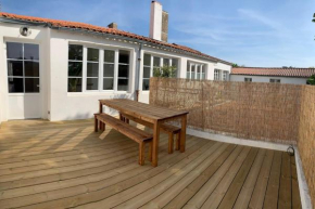 Maison de ville avec terrasse
